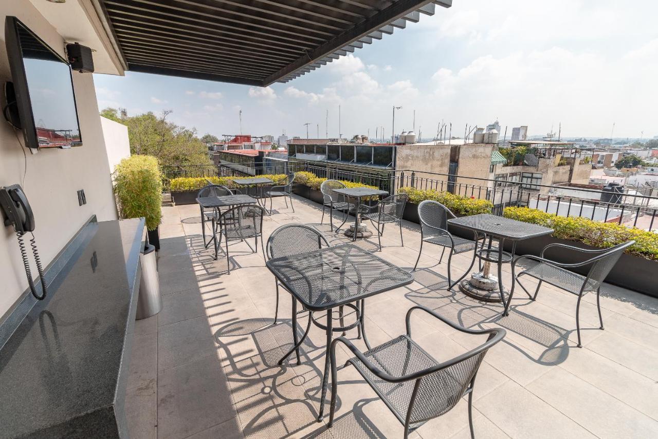 Six Hotel Guadalajara Expiatorio エクステリア 写真